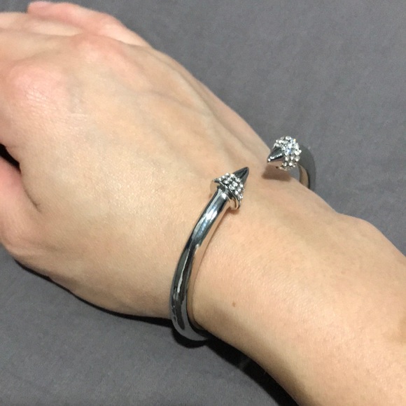 Spike silver bracelet with rhinestones - Picture 2 of 2